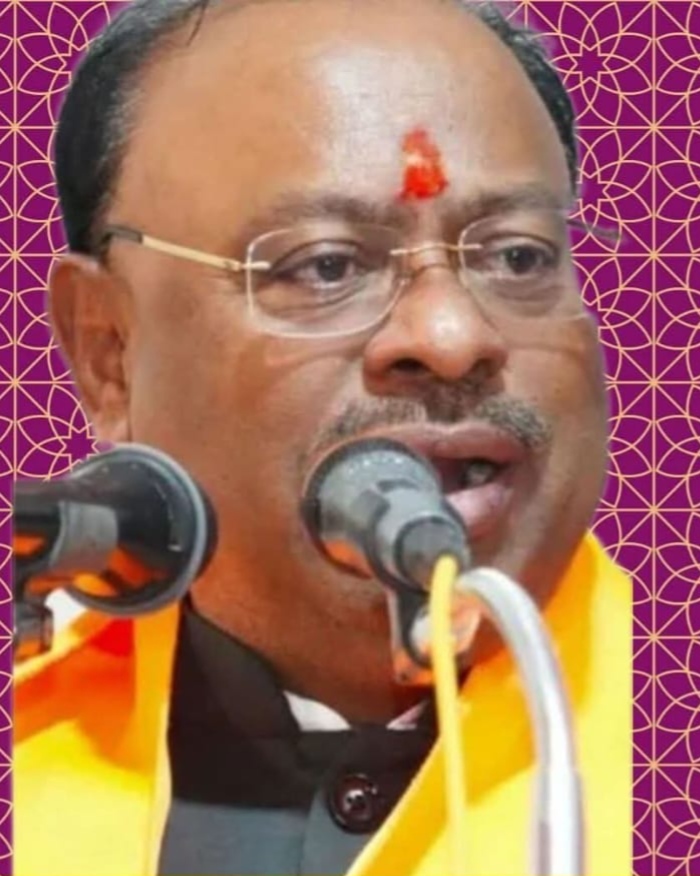 ११४७ एकर जमीन व्यवहार प्रकरण गाजलं; महसूल मंत्री बावनकुळे यांच्या राजीनाम्याची मागणी तीव्र